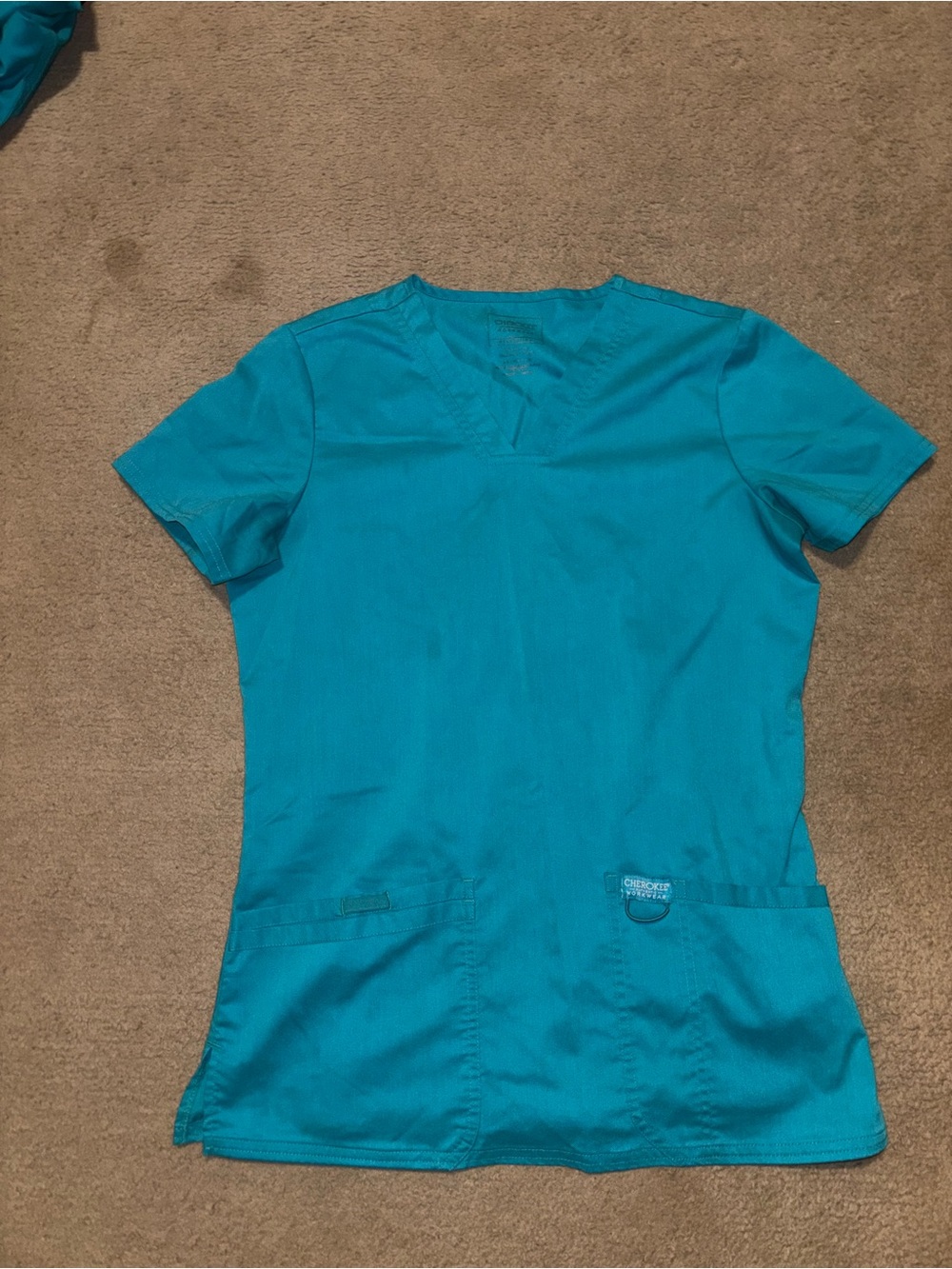 Women’s V-Neck Short Sleeve Scrub Top in Turquoise